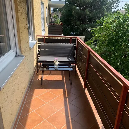 Apartamento Kj Bis 5p-zentral-balkon-wifi-parken
