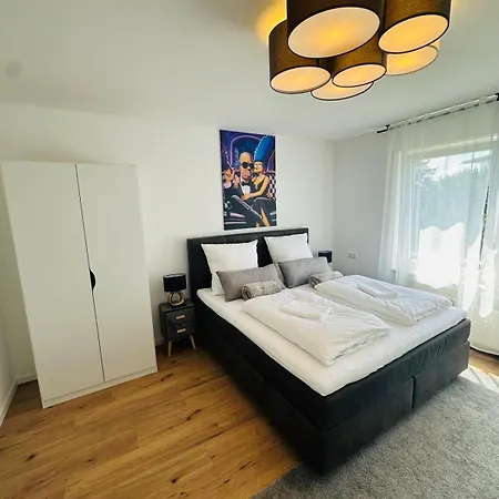 Kj Bis 5p-zentral-balkon-wifi-parken * Augsburg