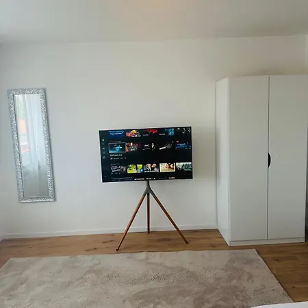 Kj Bis 5p-zentral-balkon-wifi-parken * Augsburg